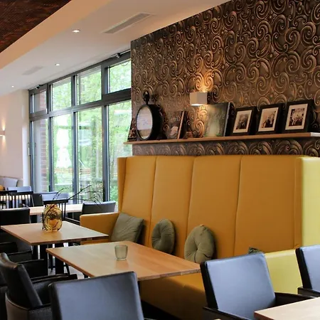 Plauderei Cafe Und Hotel *