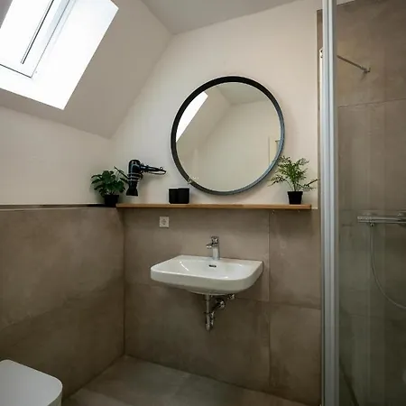 호텔 Plauderei Cafe Und *